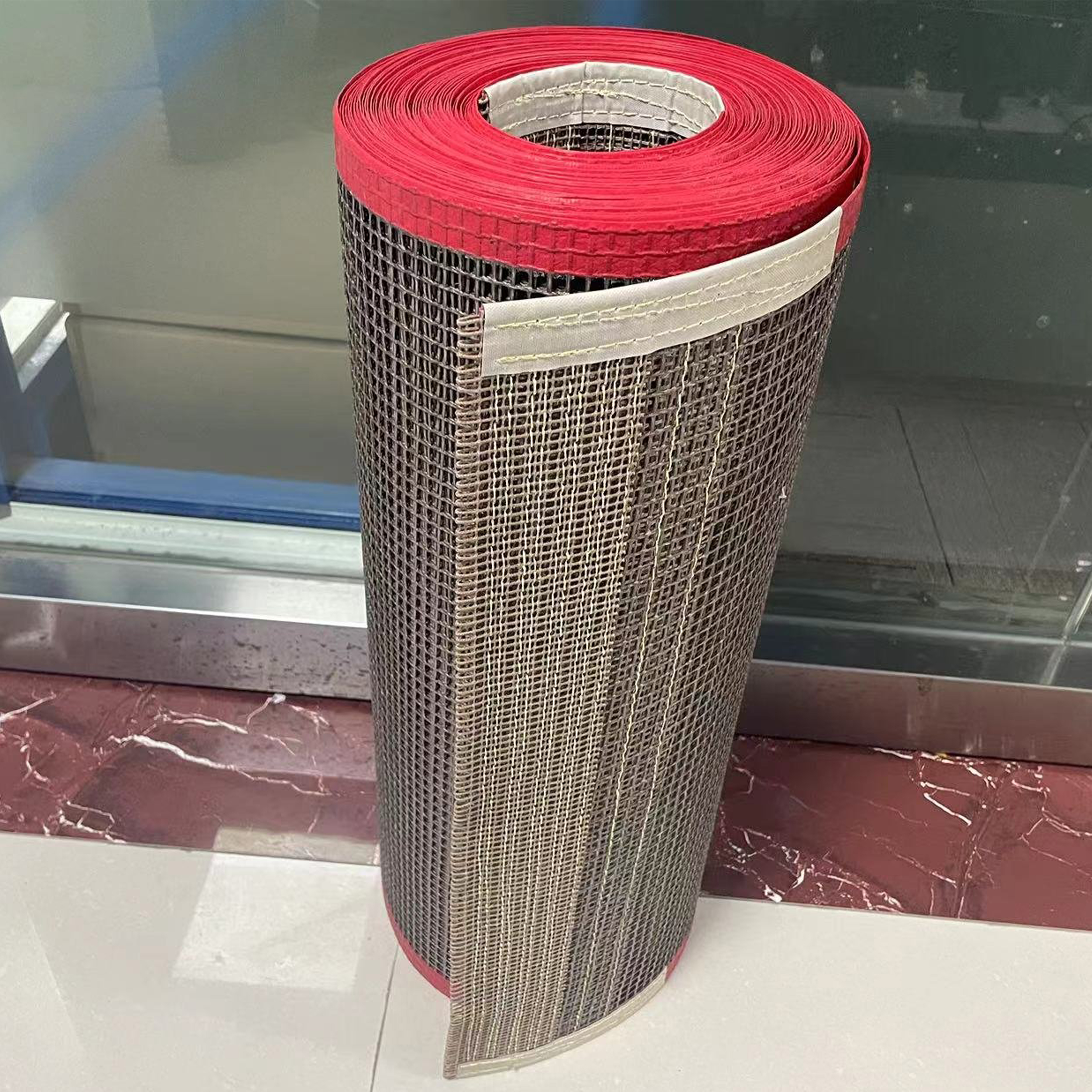 Double Weft High Temperature Resistant Ptfe 4X4Mm Mesh Conveyor Belt for Industrial Drying Equipment