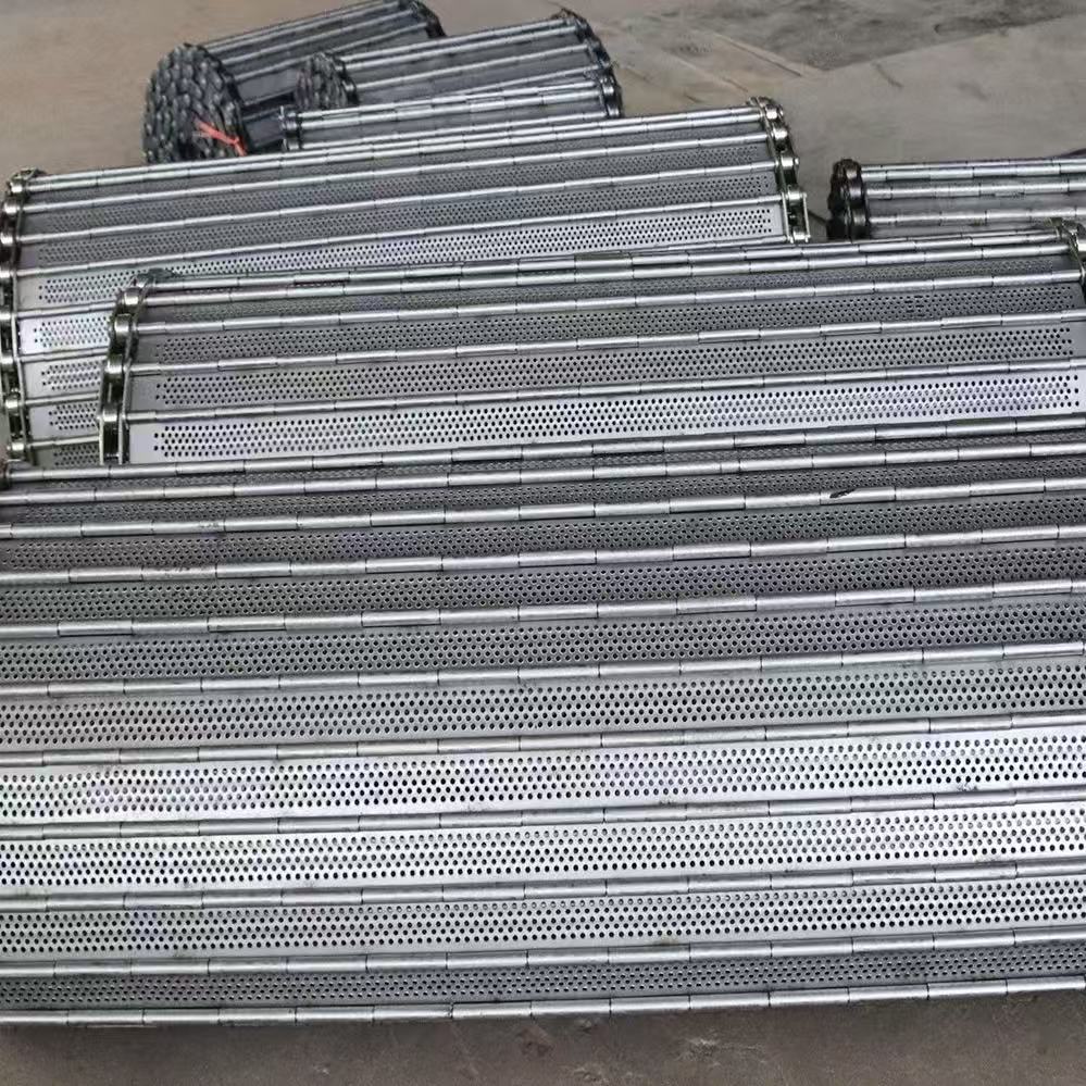 High Temperature Resistant 310S Perforated Mesh Stainless Steel Welding Conveyor Belt for Heat Treatment