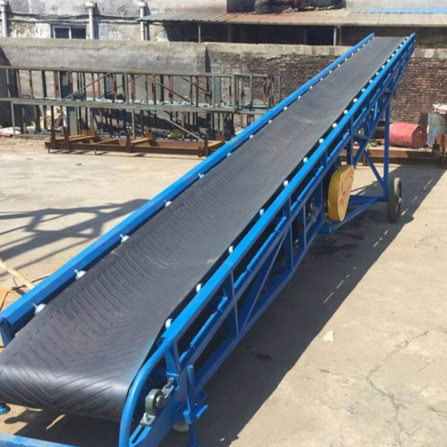 Wholesale Durable Chevron and Herringbone Pattern Rubber Conveyor Belt for Mining/Construction/Agriculture