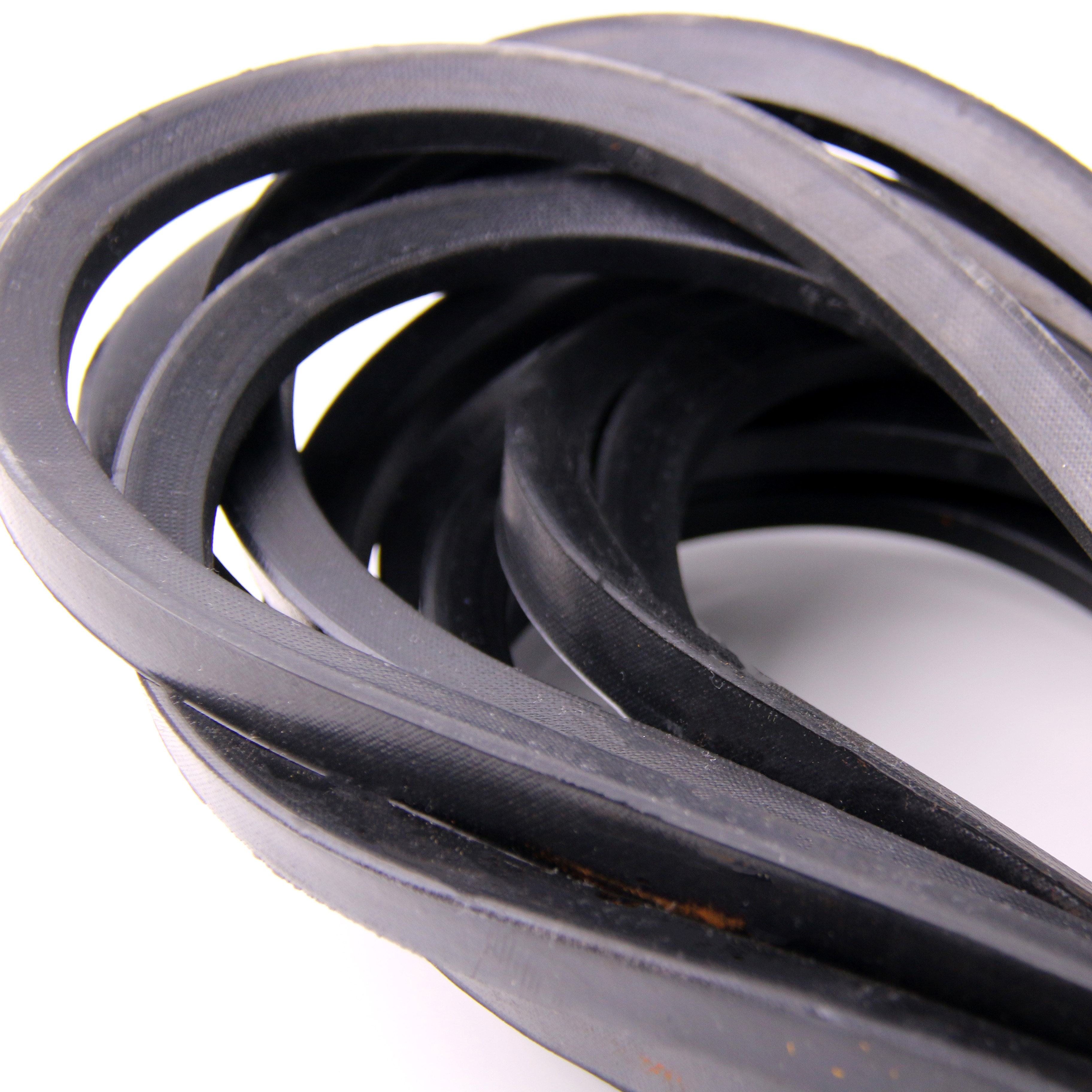 MAMVSPB1350 Triangle Black Rubber Conveyor V-Belt Flame Retardant Narrow V-Belt Transmission Belts Type