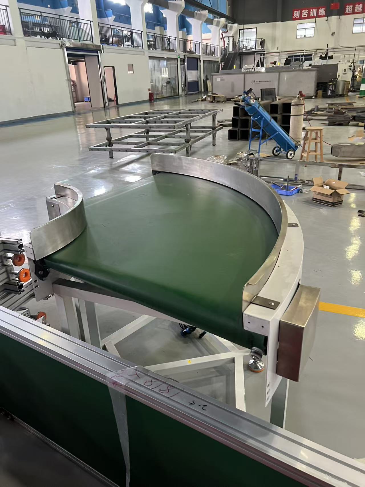 Stainless Steel Single-Layer Oil-Resistant Belt Conveyor