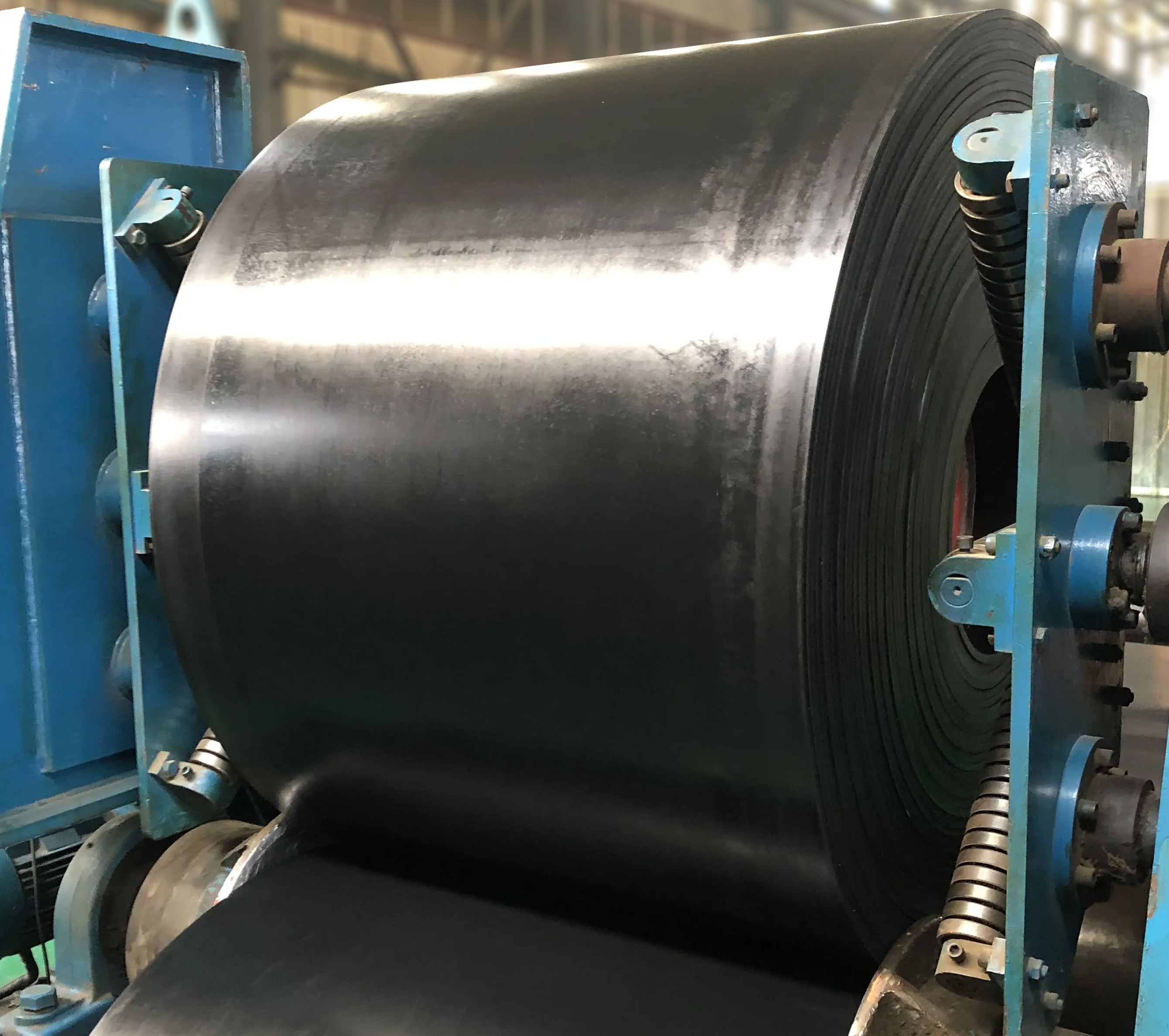 Conveyor Belt Underground Coal Mine Use Chevron Cleated Pattern Conveyor Belt Anti Slip Inclined Sand Ore Conveying Rubber Belt