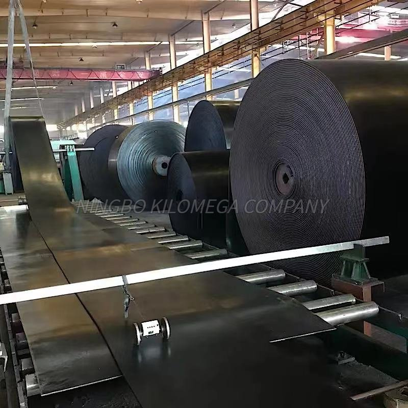Custom Rubber Ep Types of Flat Chevron V Shape Sidewall Incline Industrial Mining Conveyor Belt for Sand and Gravel