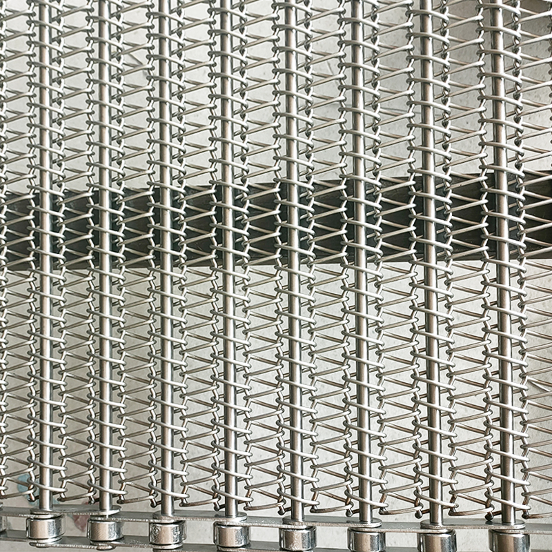 High Temperature 304 Stainless Steel Spiral Wire Mesh Bakery Flat Chain Conveyor Belts Decorative Net