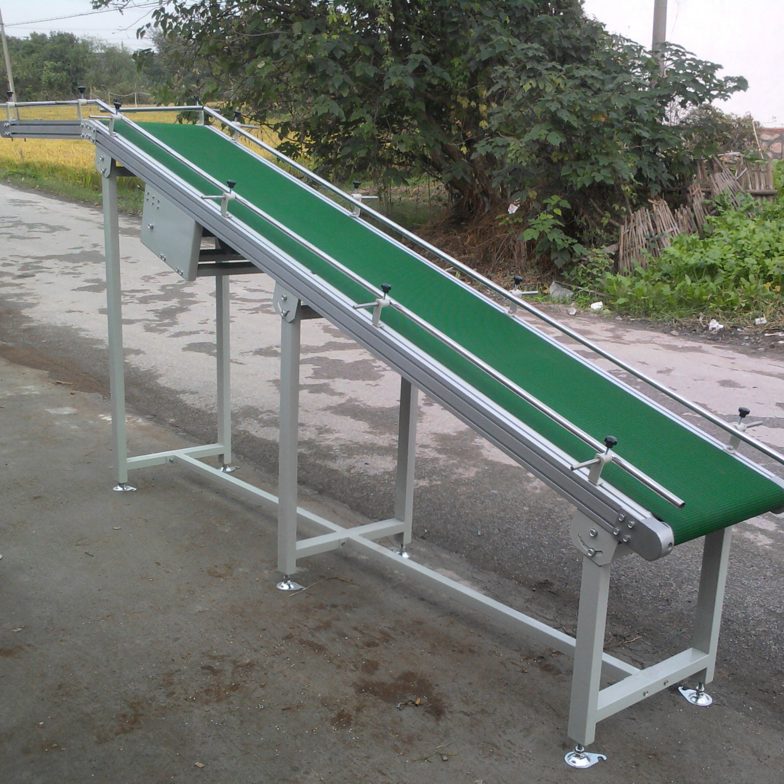 Climbing Belt Conveyor Detail 6