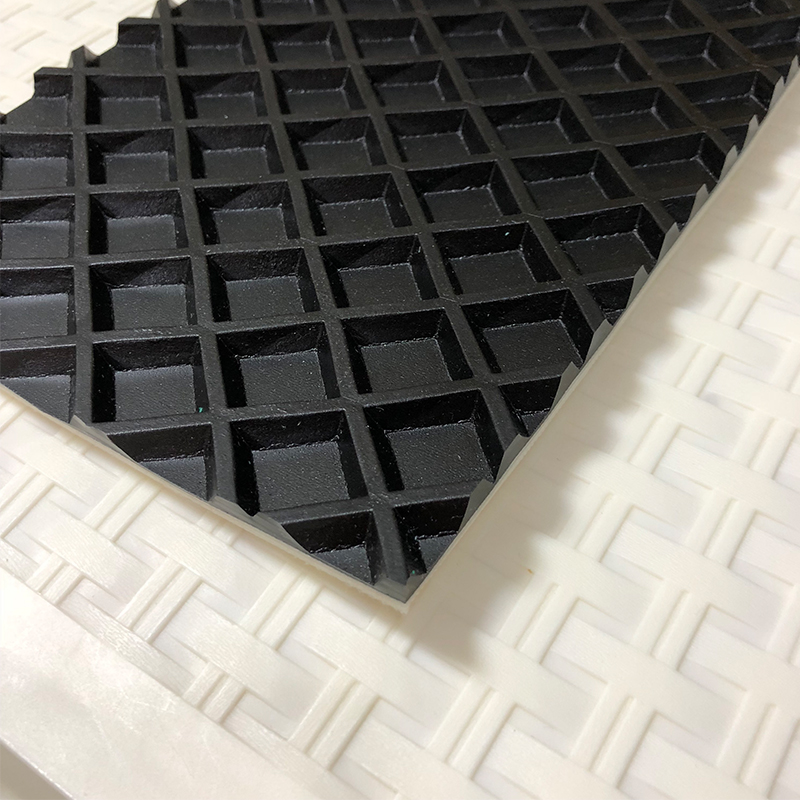 New Custom White PVC 3.5mm Thick 2-Ply Adjustable Speed Durable Food Grade Conveyor Belt Mining Logistics Ceramic Industrial Use