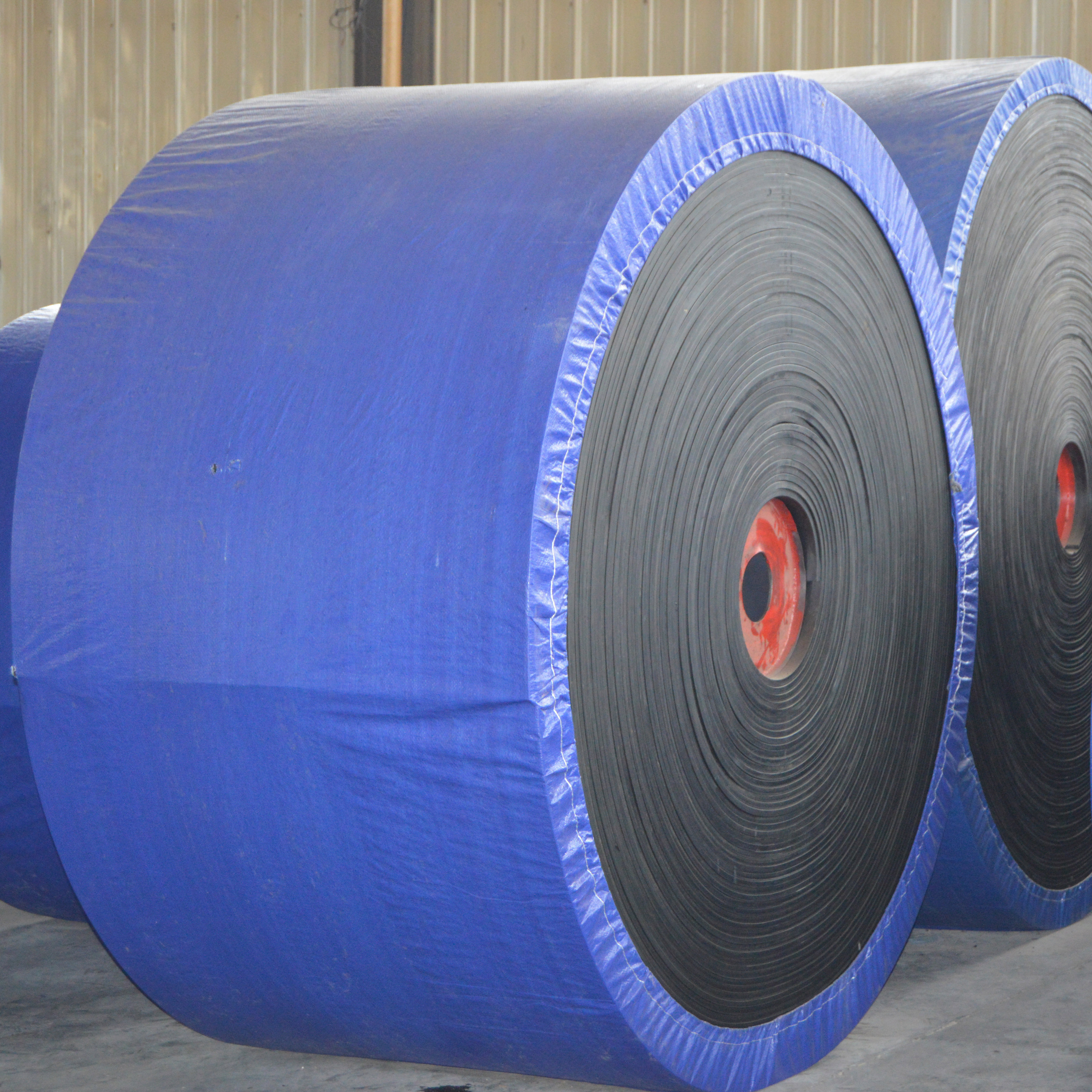 Industrial Oil Resistant Rubber Conveyor Belt with Adjustable Speed Multi-Layer Options Custom Dimensions
