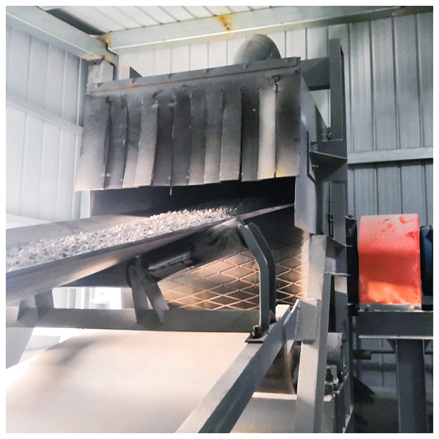 Industrial Long Distance 100m Electric Belt Conveyor For Mining Cleated Belt Conveyor