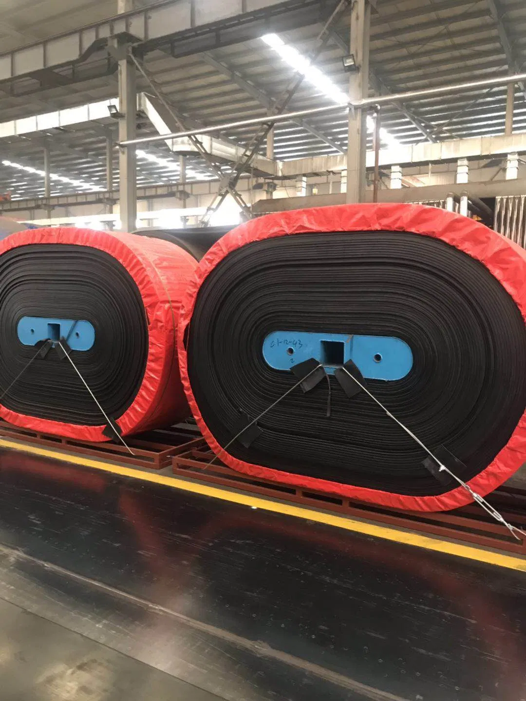Ep Polyester Steel Cord Heat Fire Flame Cold Oil Acid Alkali Impact Wear Resistant Rip-Stop Chevron Straight Warp Sidewall Pipe Rubber Conveyor Belt