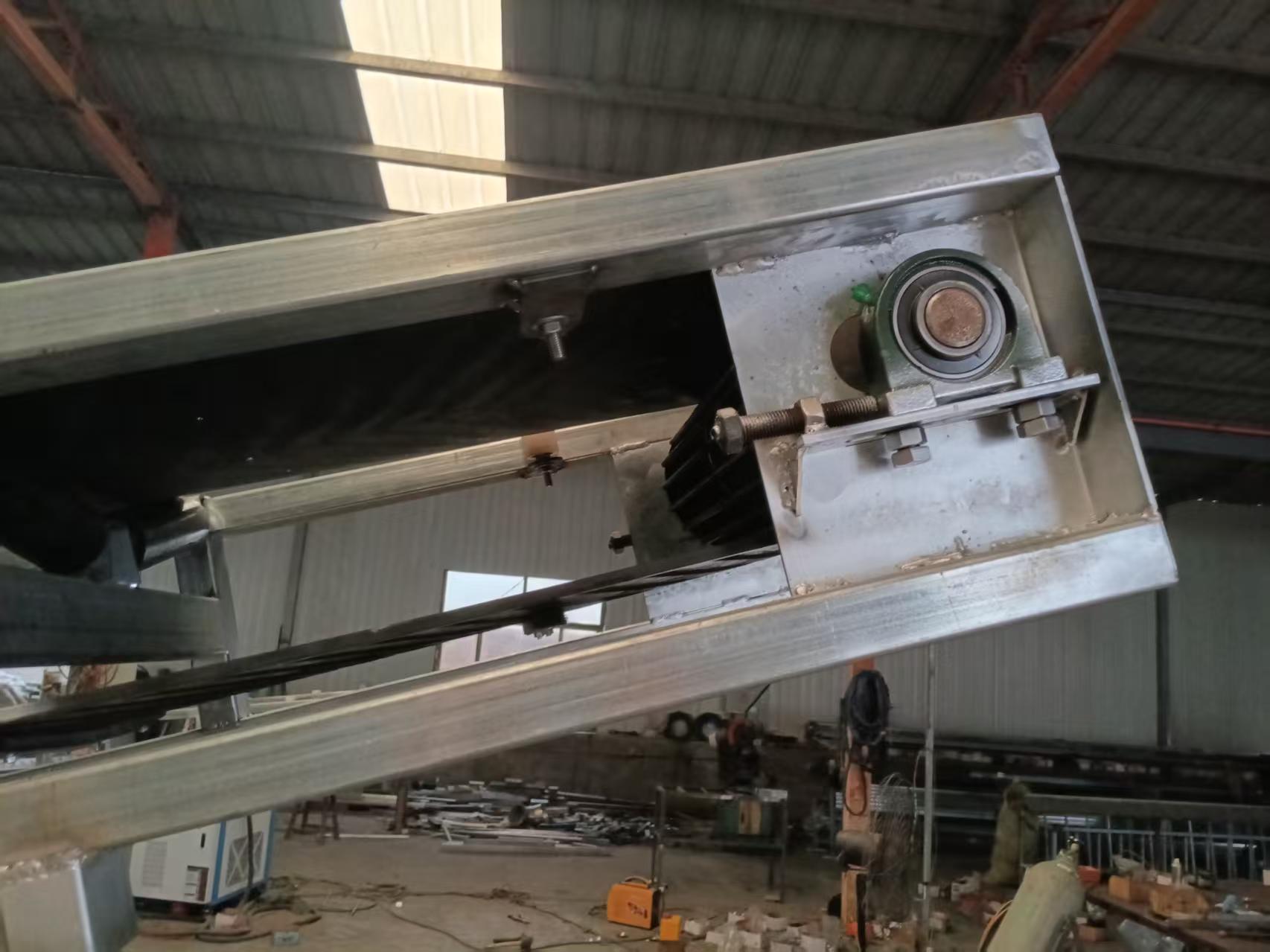 High Quality Adjustable Vertical Portable Truck Loading Conveyor