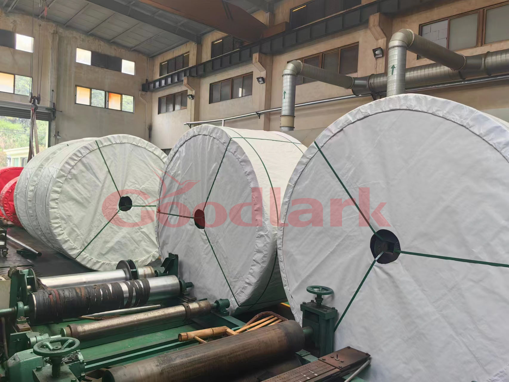 Rubber Conveyor Belt Durable Cover Grade Steel Cord Conveyor Belt Used in Industry Transportation