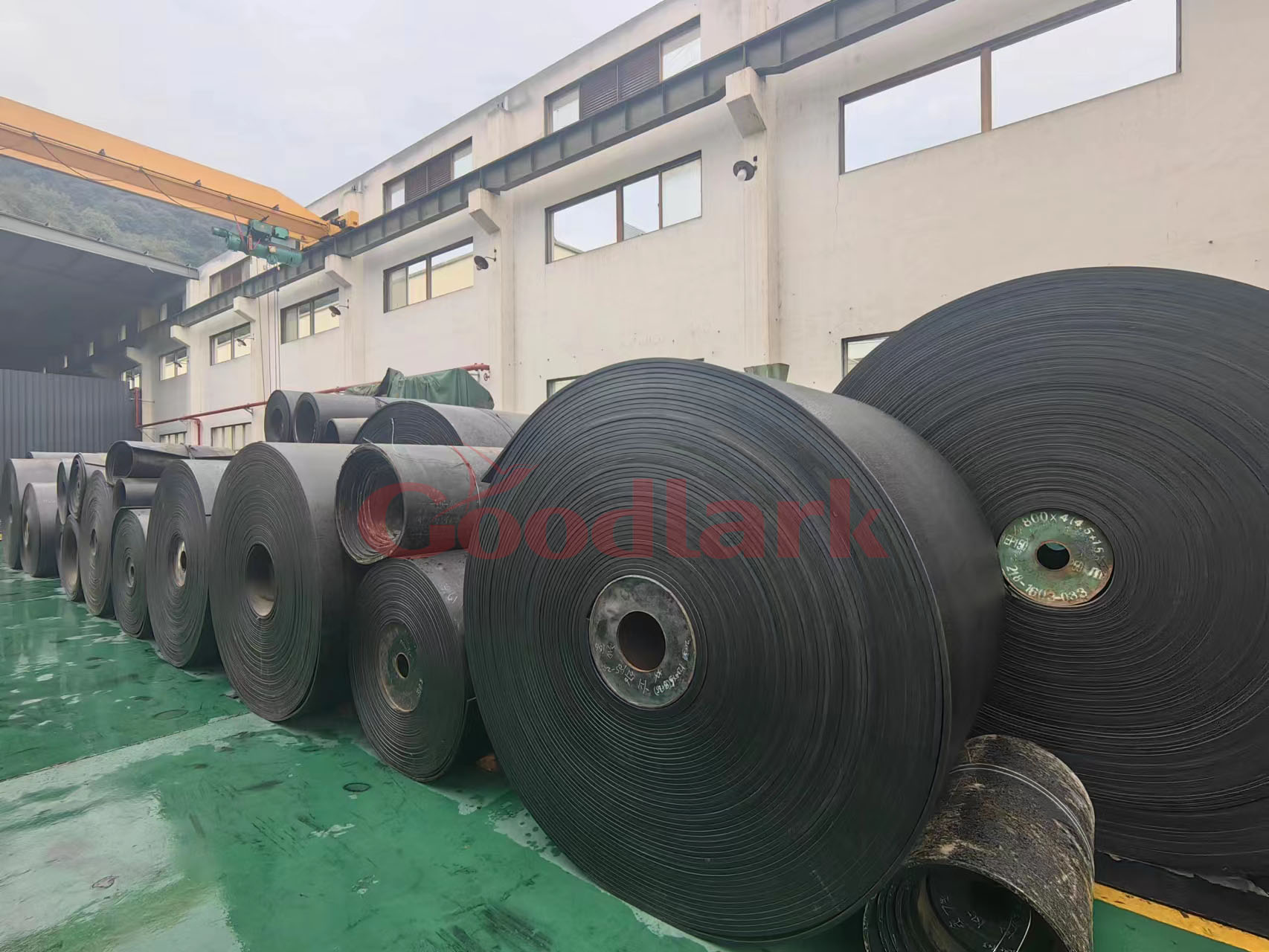 Rubber Conveyor Belt Durable Cover Grade Steel Cord Conveyor Belt Used in Industry Transportation