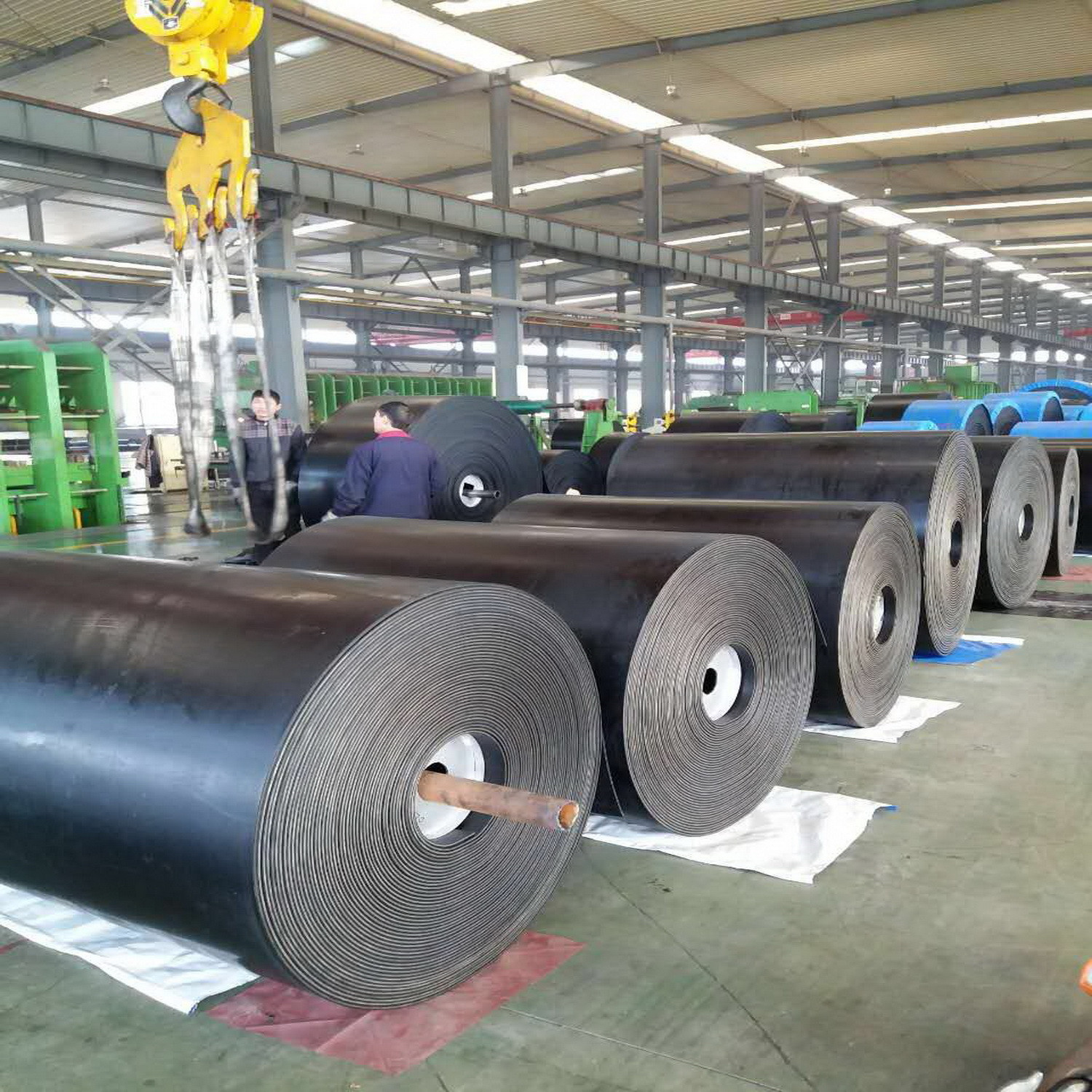 Bothwin Shandong Fire Resistant Conveyor Belt 5 Ply Fabric Tensile Strength 25MPa Tear Resistant Customizable Heavy Duty Ore