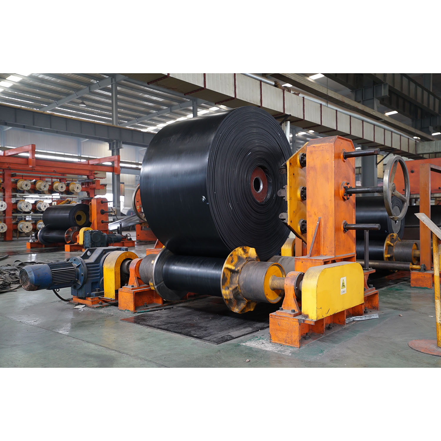 Industrial Oil Resistant Rubber Conveyor Belt for Oil Well Drill Cuttings Recovery Handling Oily and Wet Solid Wastes On-Site