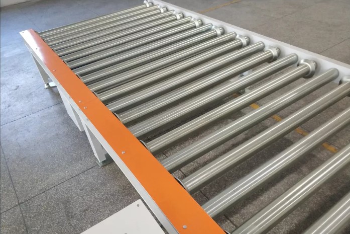 Powerful pallet roller conveyor