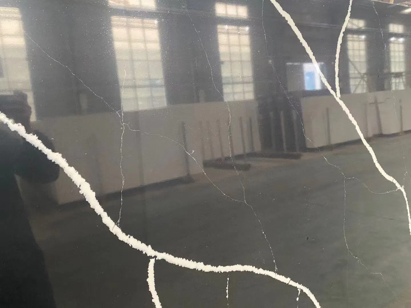 Black Artificial Marble Calacatta Quartz Stone Slab Used for Kitchen Countertops