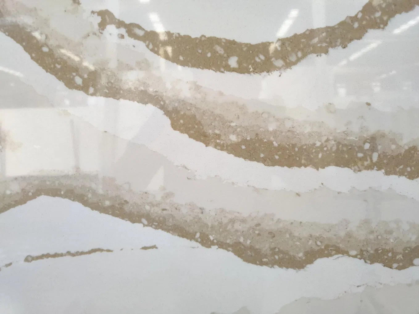 White Artificial Quartz Stone Slab with Beautiful Veins
