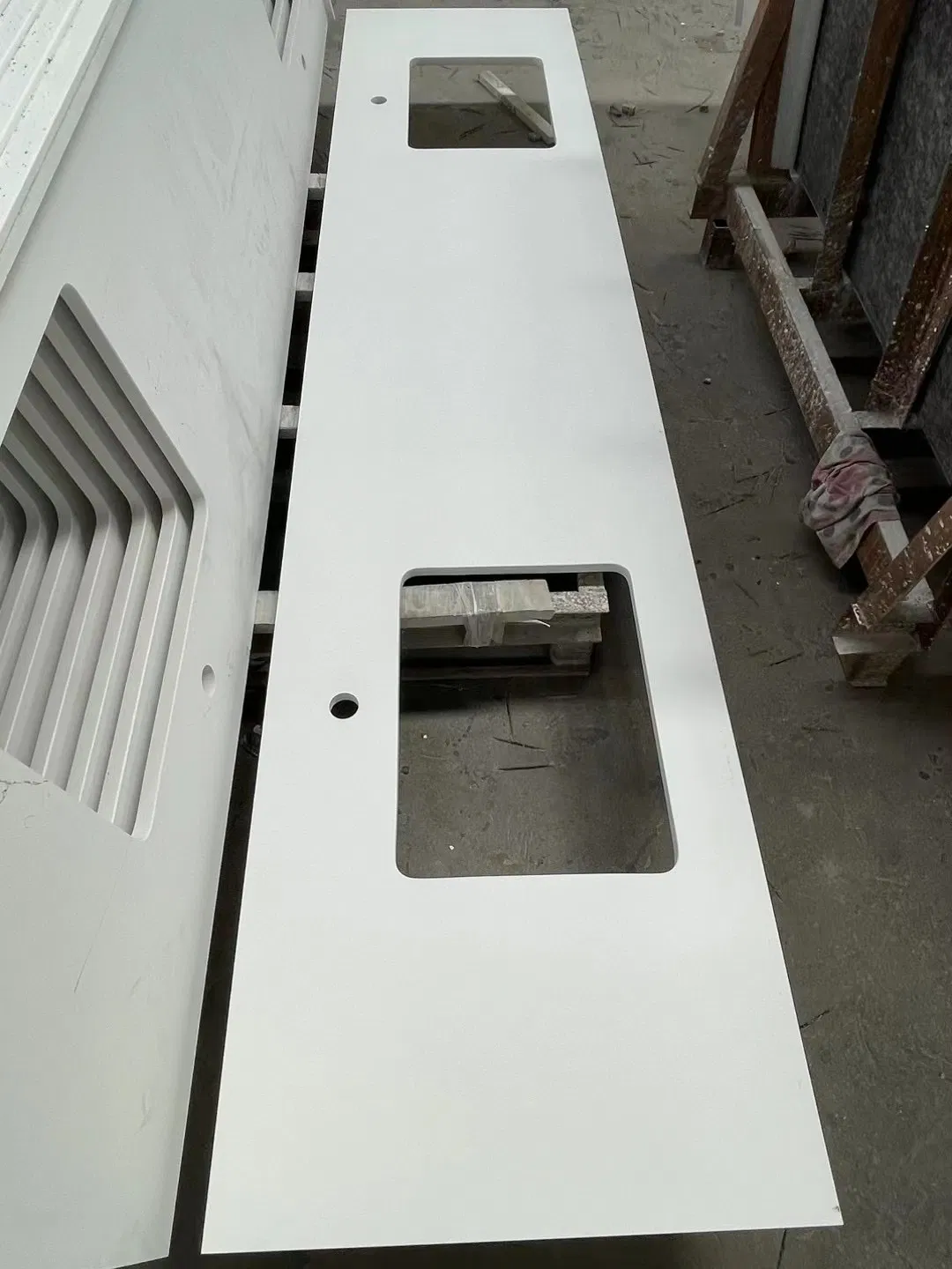 Artificial Stone polished Pure White Quartz Countertop for interiors/indoor kitchen/bathroom/bar/table