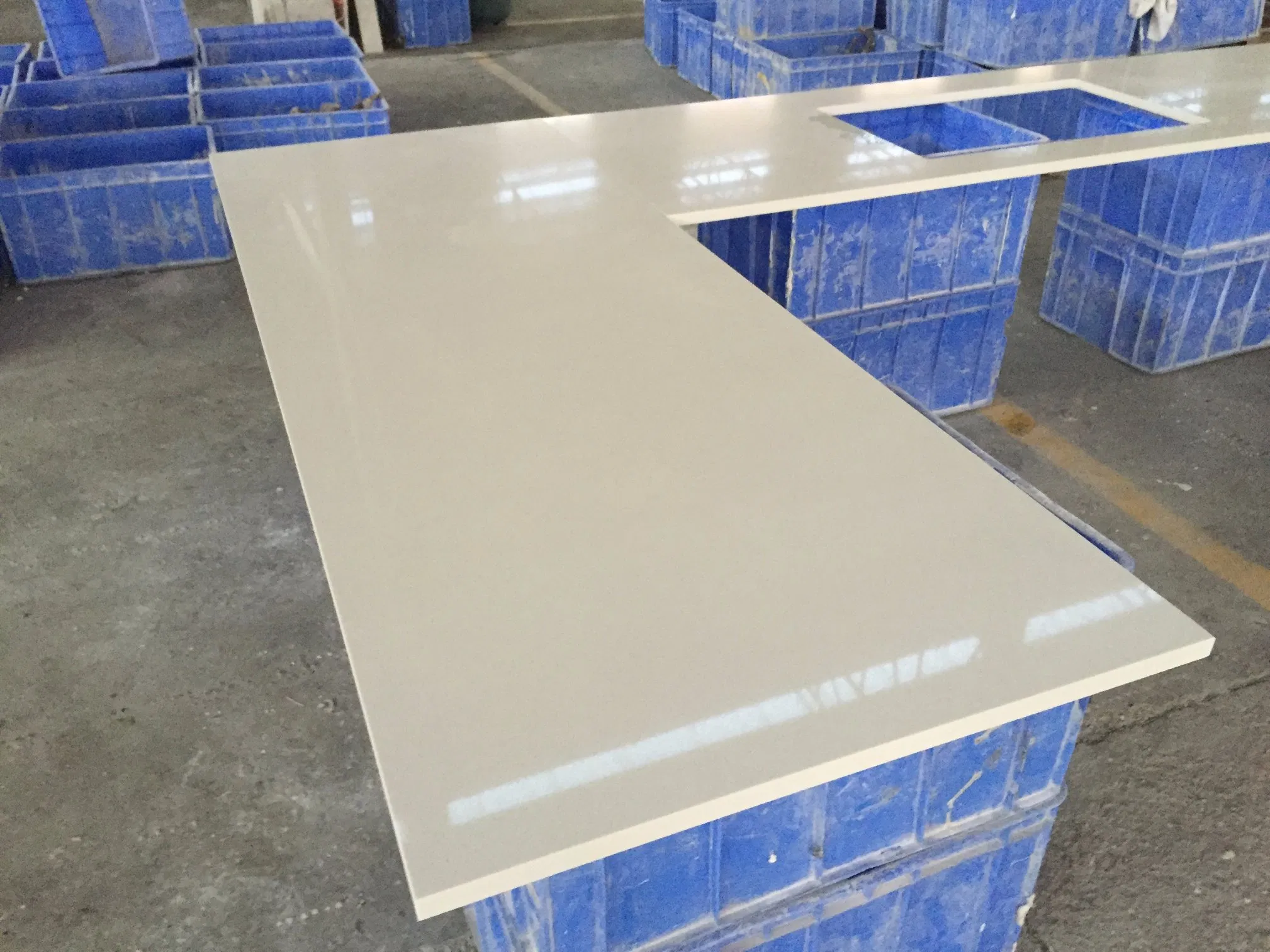 Artificial/Engineered Quartz Stone for Kitchen Countertops/Bathroom Vanity Top