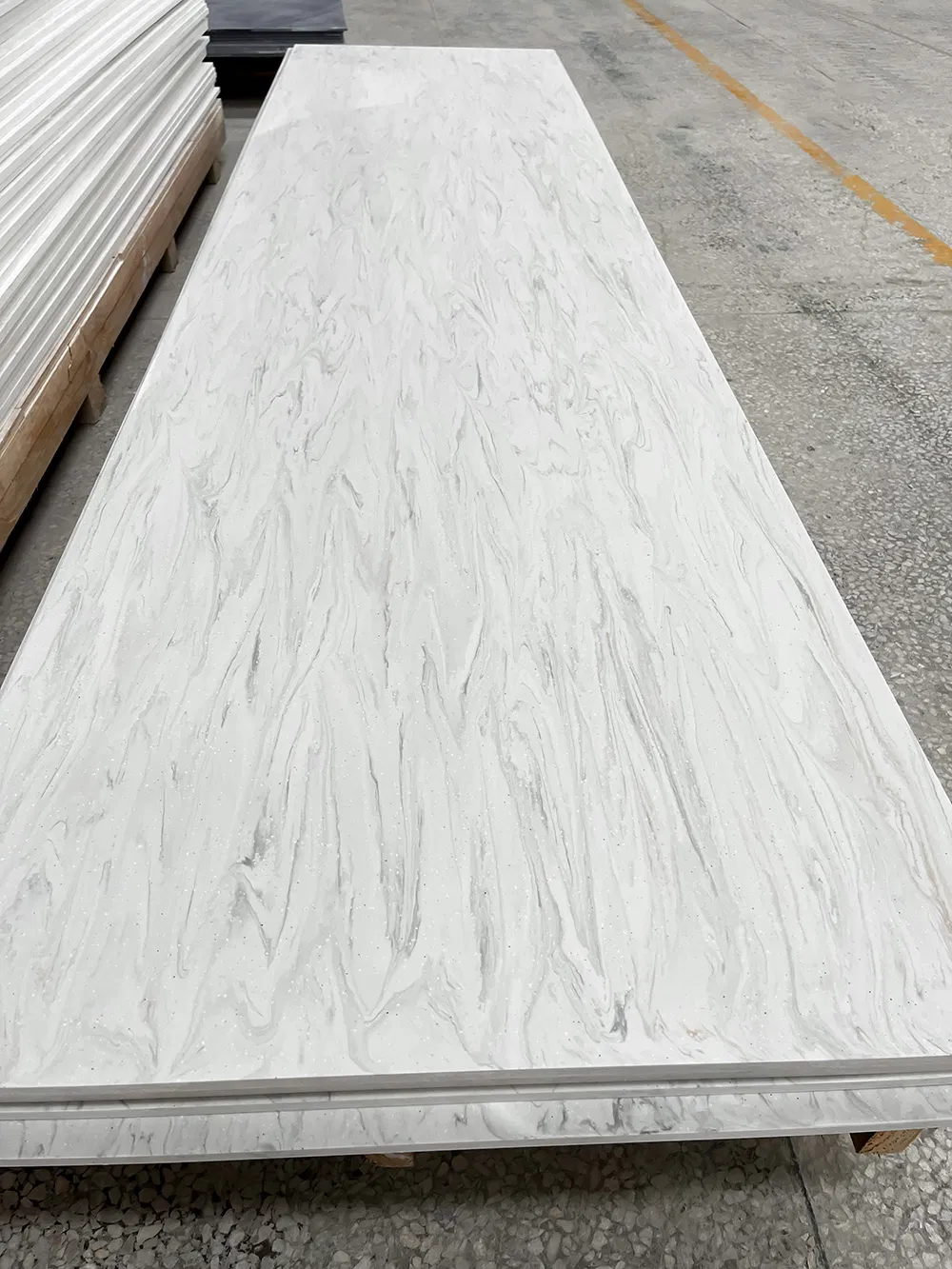 Customized Solid Surface Marble Alternative with Artificial Marble Fabrication ODM