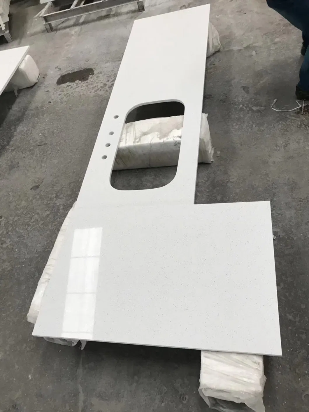 White Quartz Vertical View