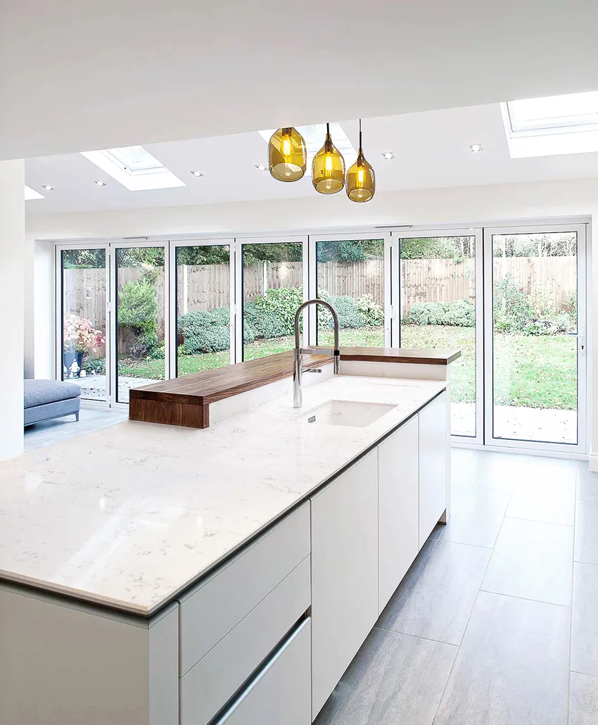 Quartz Stone Detail 1