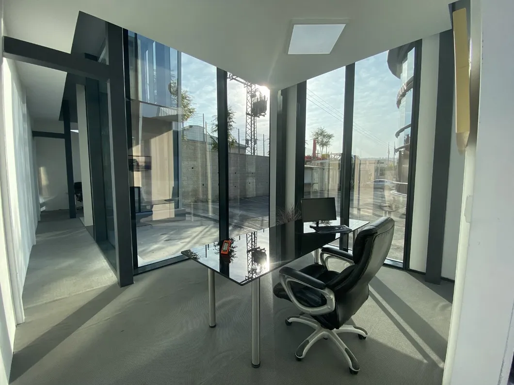 Installation Display