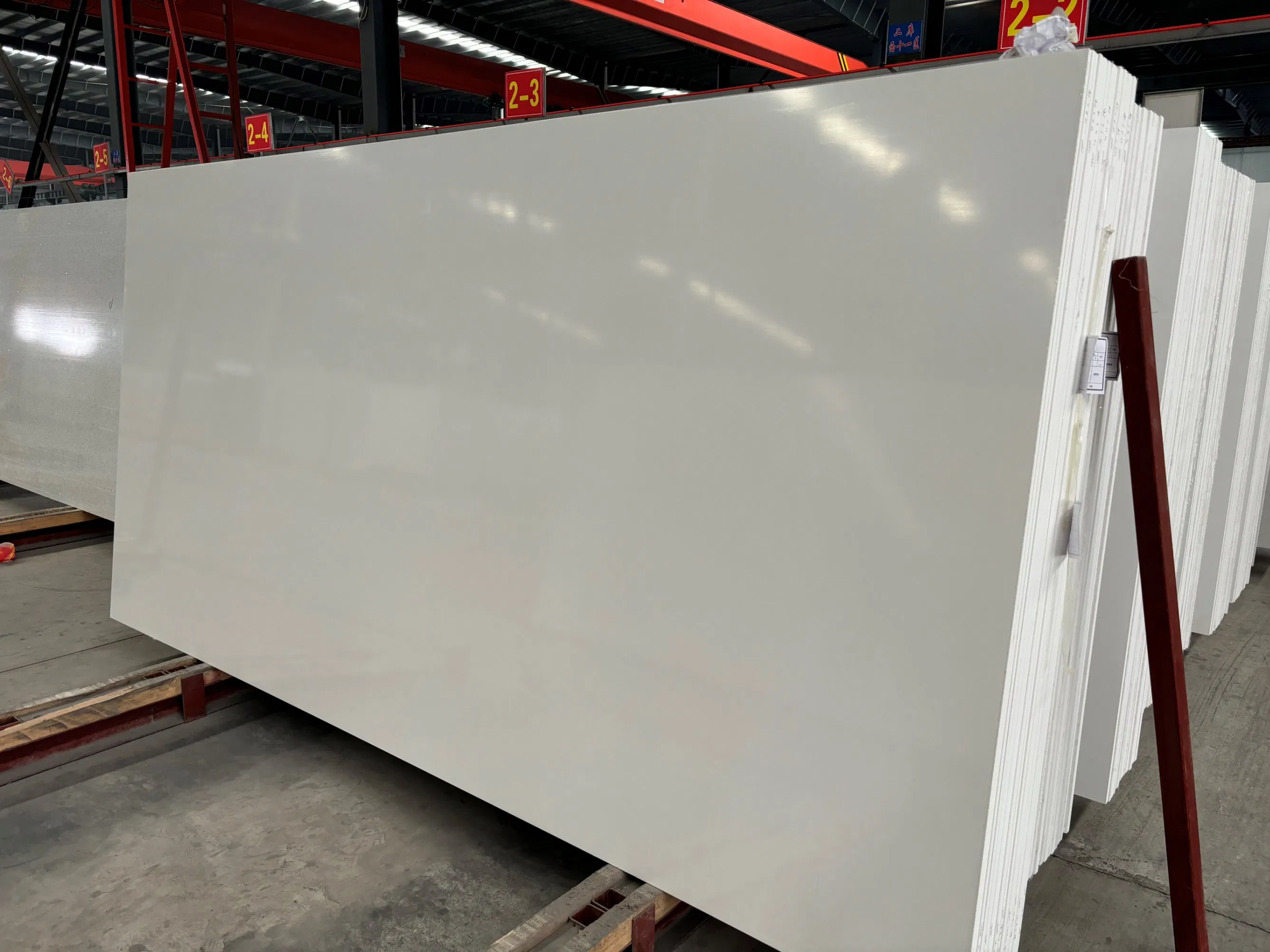 Artificial Pure White Quartz for Countertops/Floor Tiles/Big Slabs