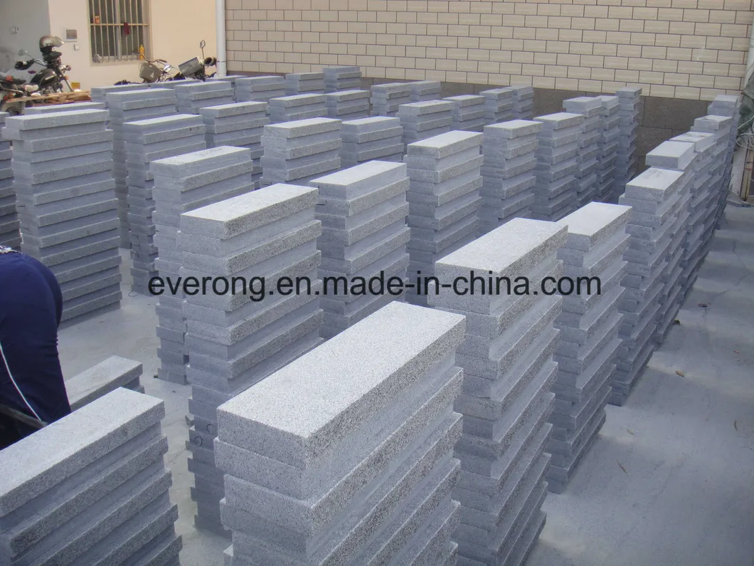 G682 Yellow Granite Kerbstone