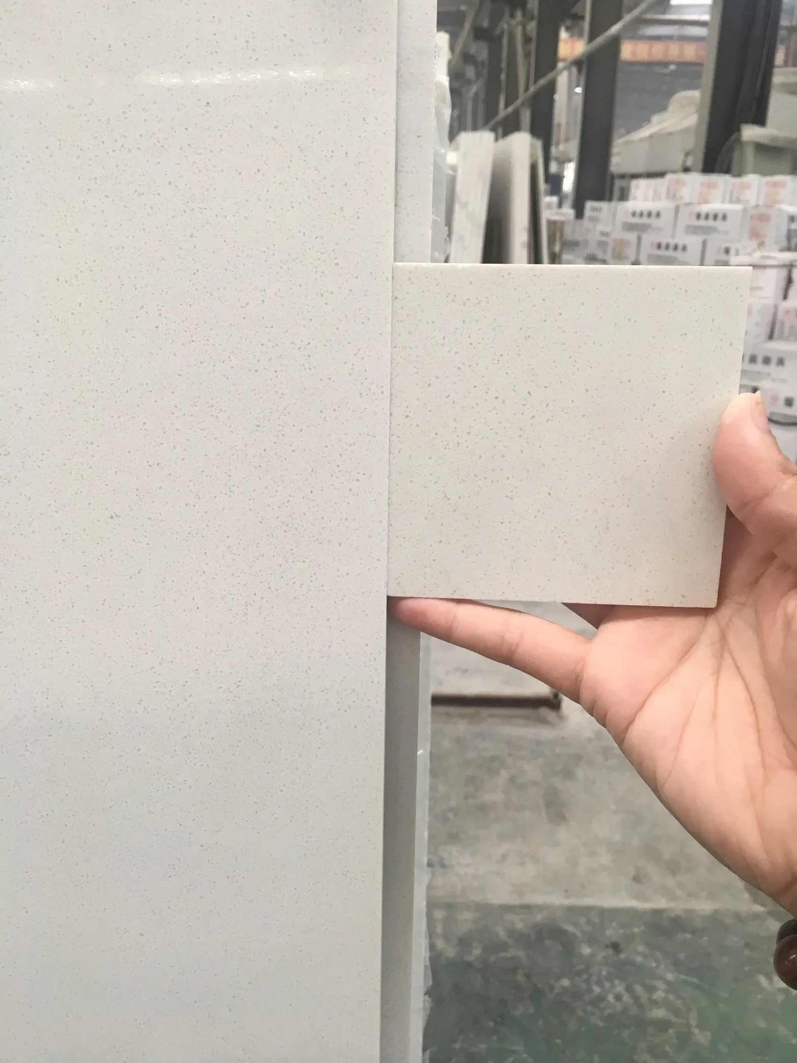 Wholesale Artificial Pure White Quartz Customized Size Black White for Countertop and Big Slabs