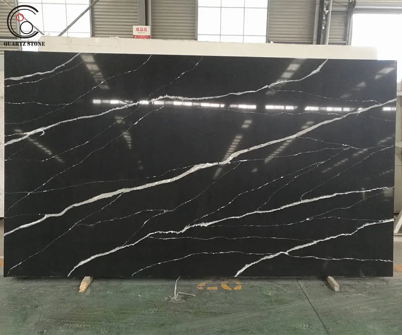 Wonderful Black Calacatta Marble Quartz Stone with Gold Veins for Worktop