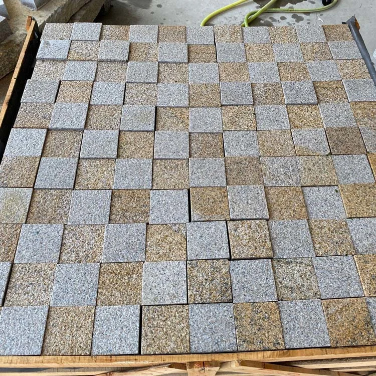 Low Price Bush-Hammmered/Flamed Finish G682 Yellow Rusty Beige Granite Paving Stone for Outdoor Landscaping Pavement
