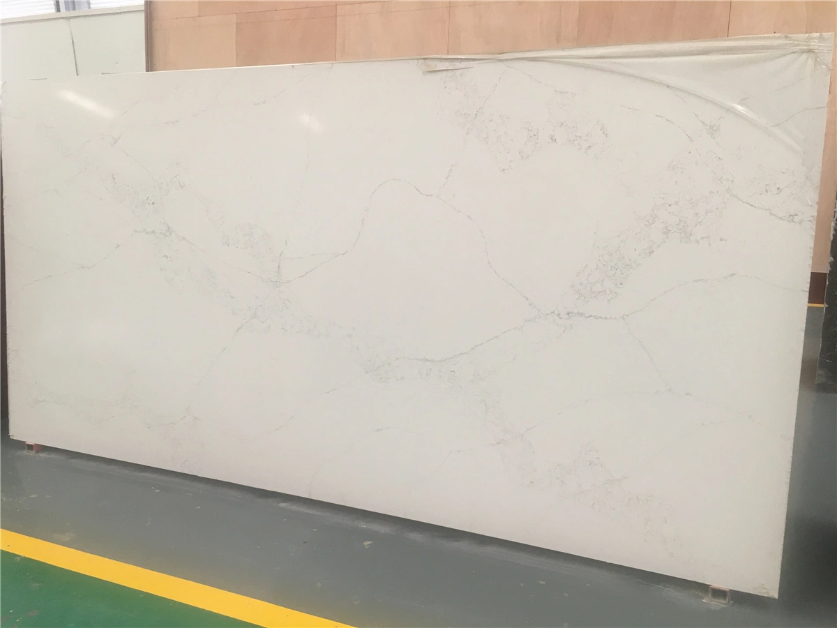 New Design Calacatta Quartz with Faint Lines for Indoor Decoration