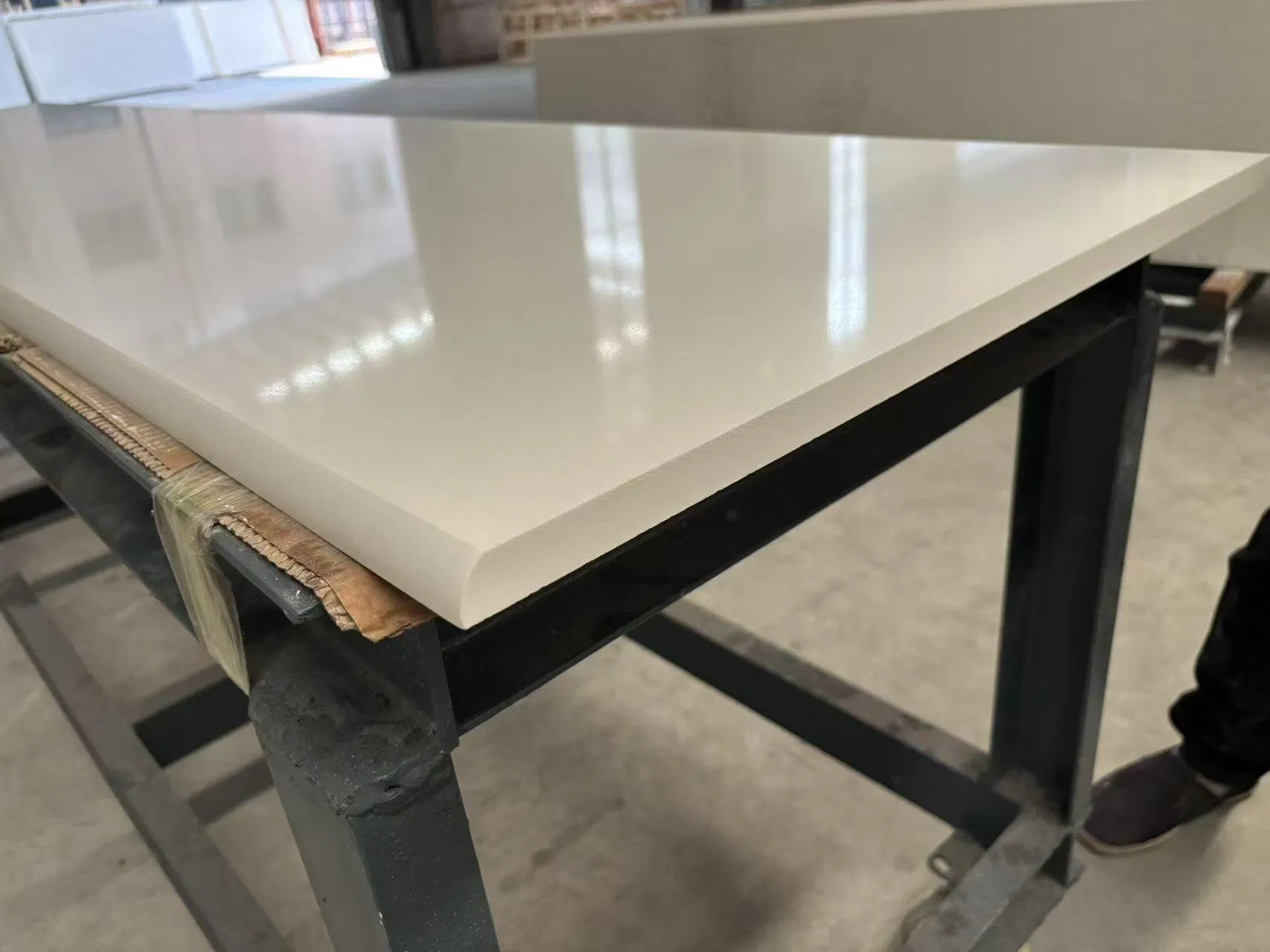 Quartz Stone Pure White 2800X600X20mm Kitchen Top