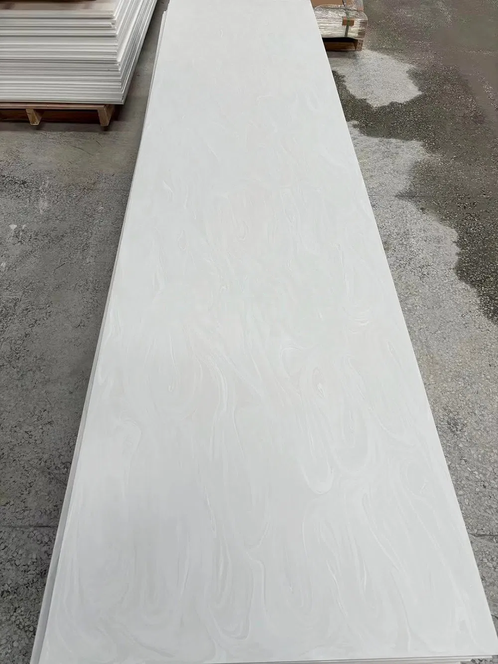 Sleek Modern Countertop