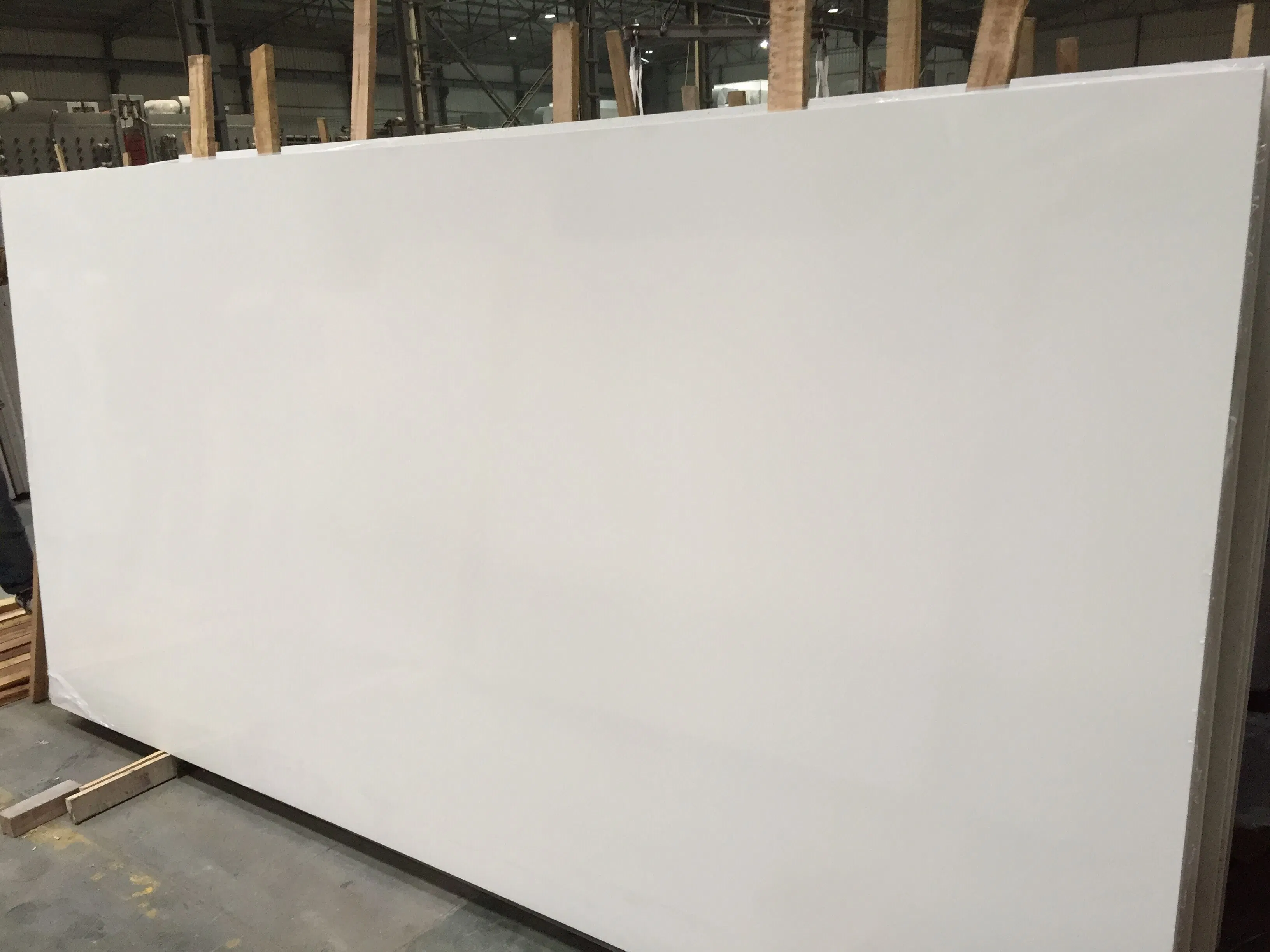 Wholesale Prefab Solid Artificial Stone Crystal /Pure White Quartz for Kitchen Countertop