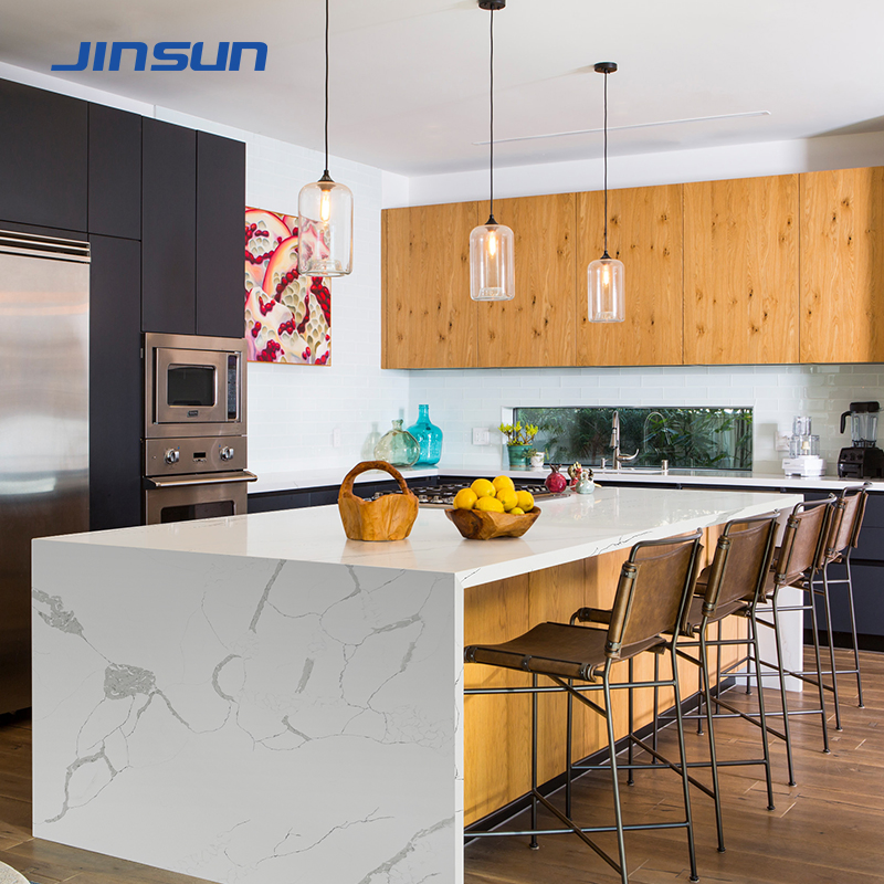 Wholesale Artificial Calacatta 20/30mm Quartz Slabs for Countertops &amp; Vanity