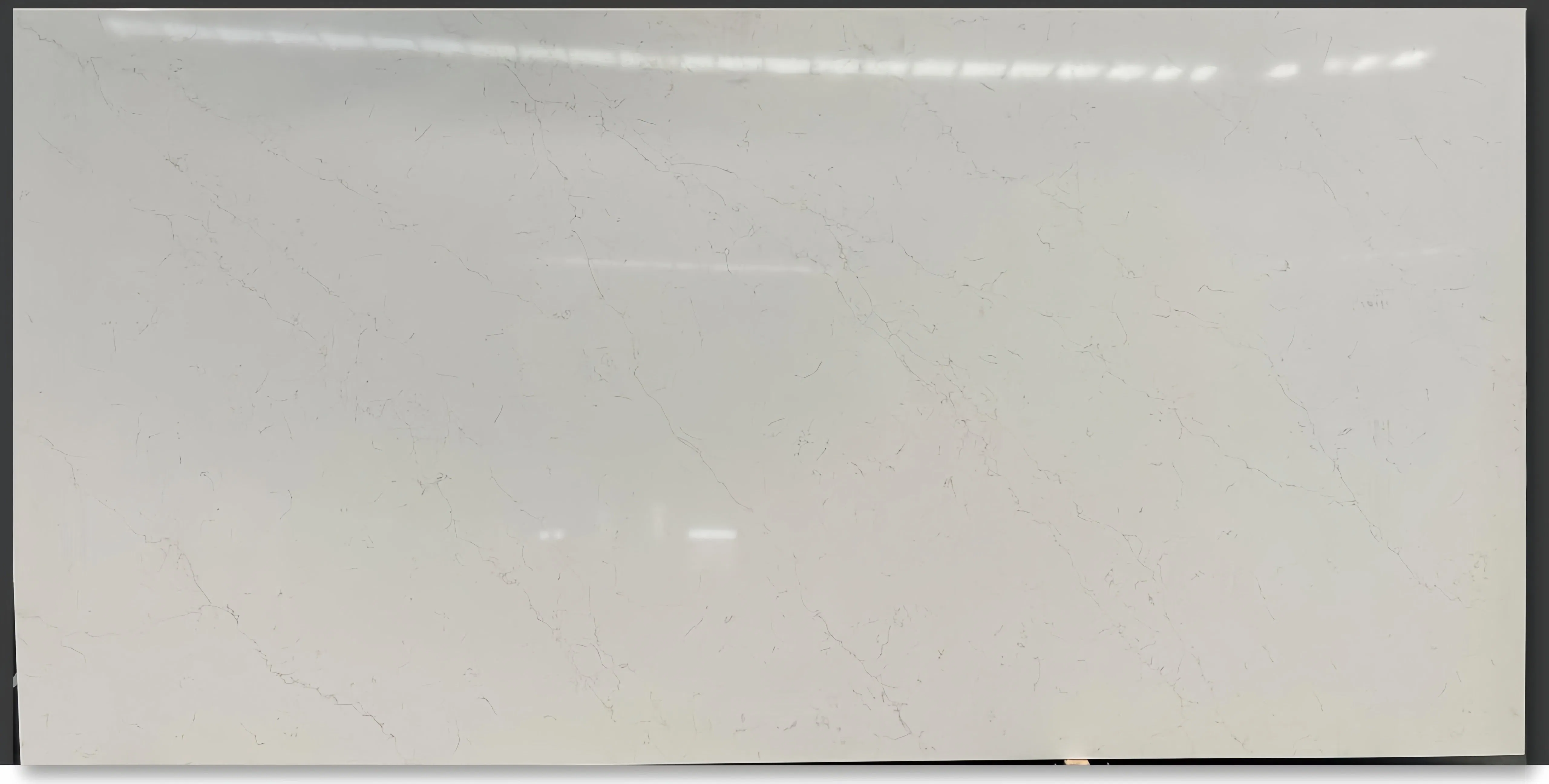 Premium Engineered Quartz Countertops for Modern Kitchen Spaces