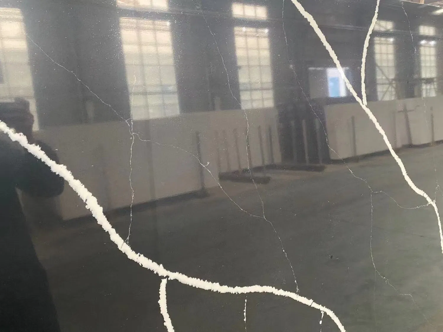 Black Artificial Marble Calacatta Quartz Stone Slab Used for Kitchen Countertops