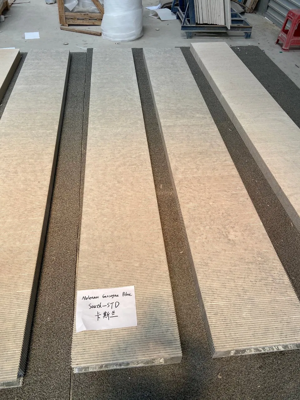 Honed Gray Wood-Grain Sandstone Tiles for Floor