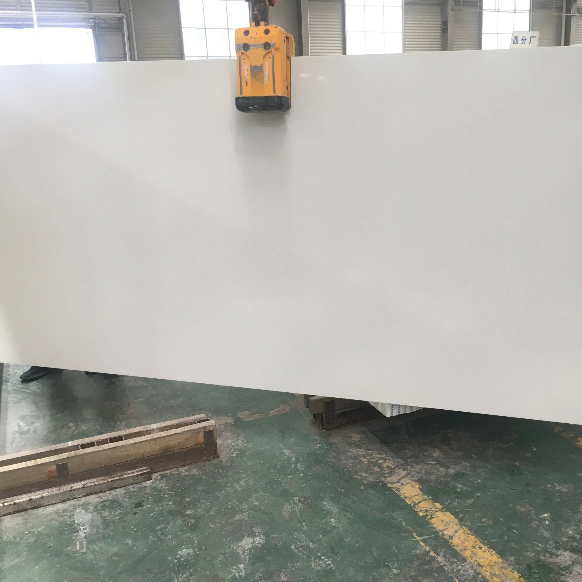 Wholesale Artificial Pure White Quartz Customized Size Black White for Countertop and Big Slabs