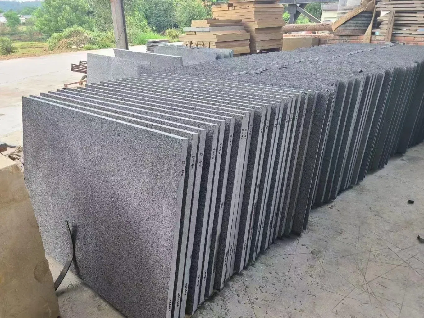 Big Size Stone Slab Panel Bushhamer Surface Black Sandstone for Exterior Wall Cladding Stone Tile