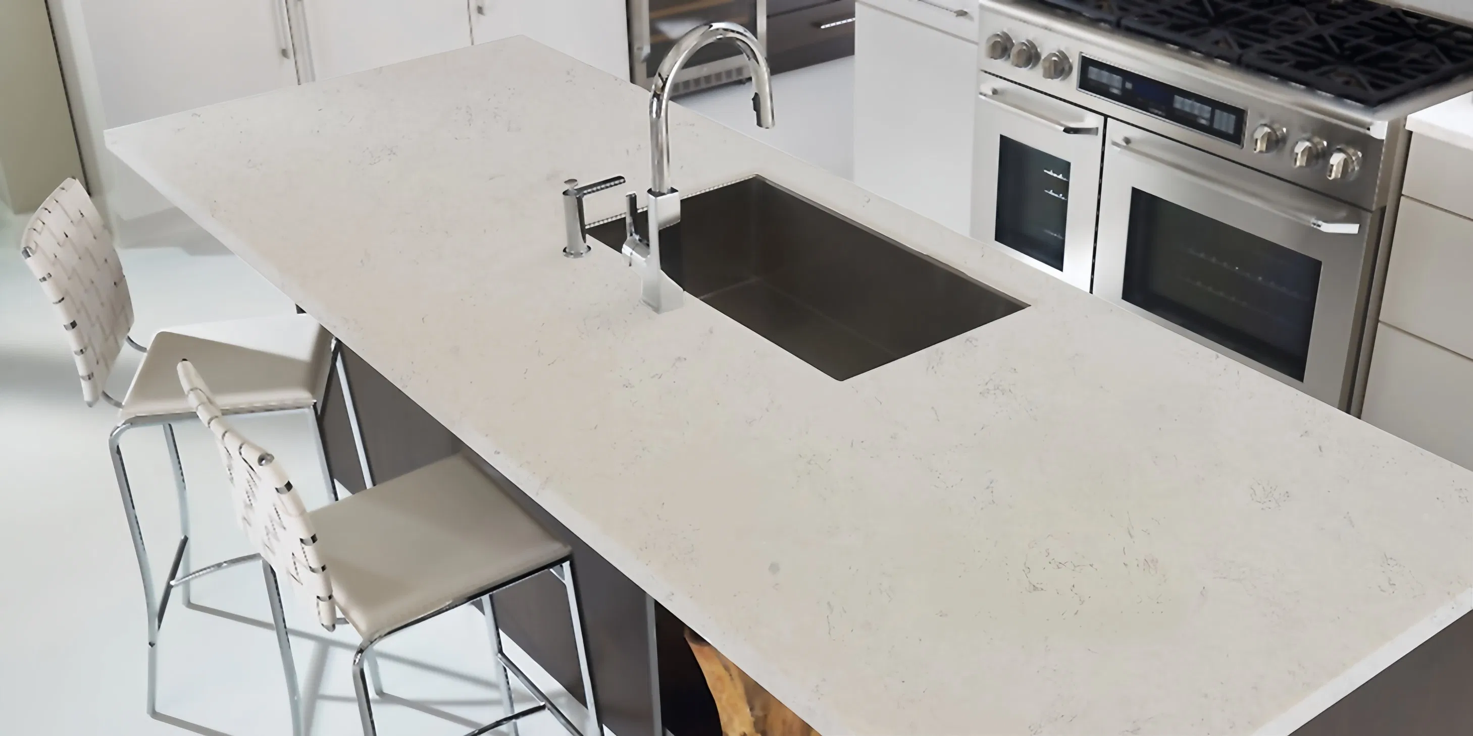 Premium Engineered Quartz Countertops for Modern Kitchen Spaces