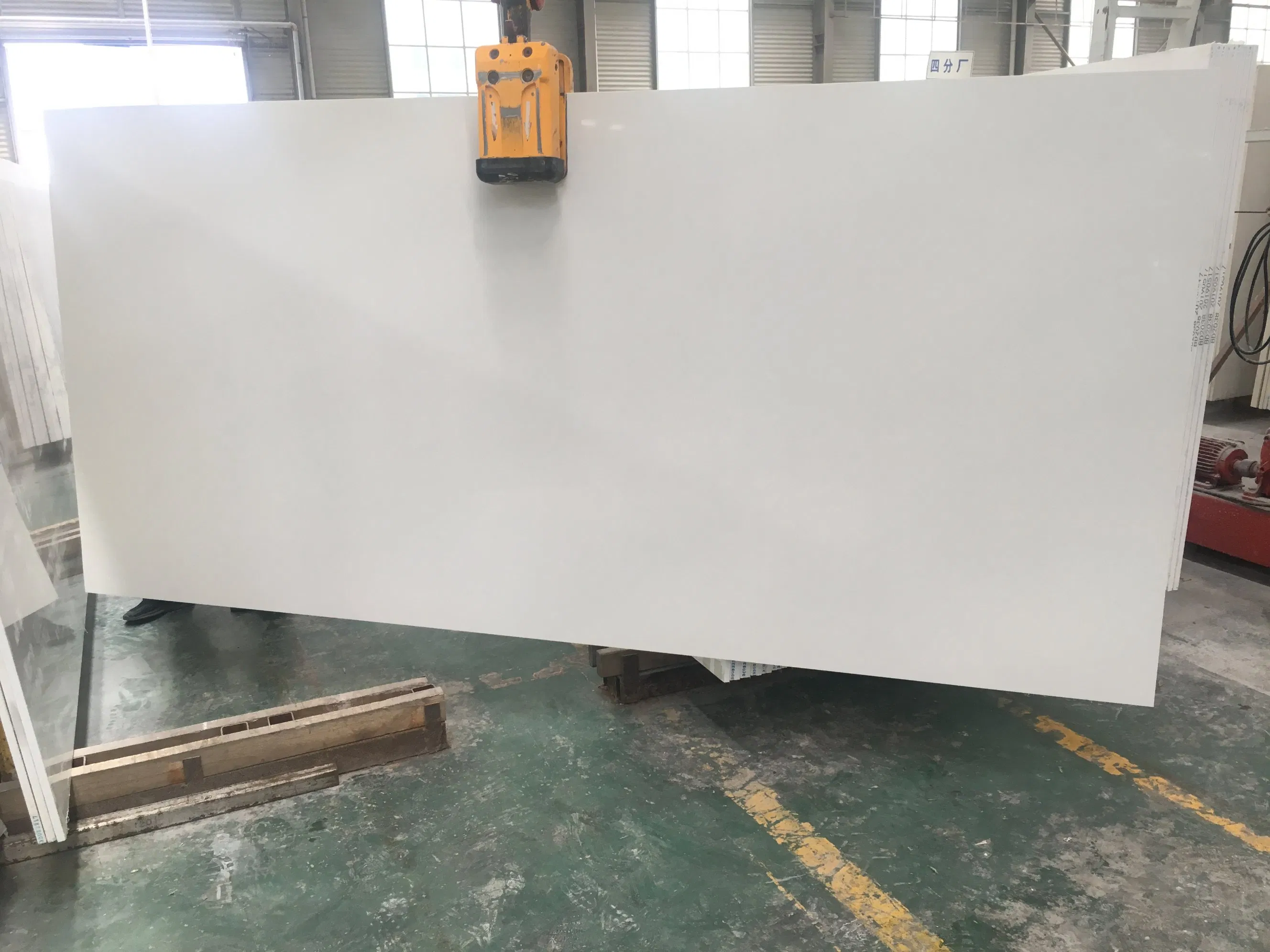 Wholesale Artificial Pure White Quartz Customized Size Black White for Countertop and Big Slabs