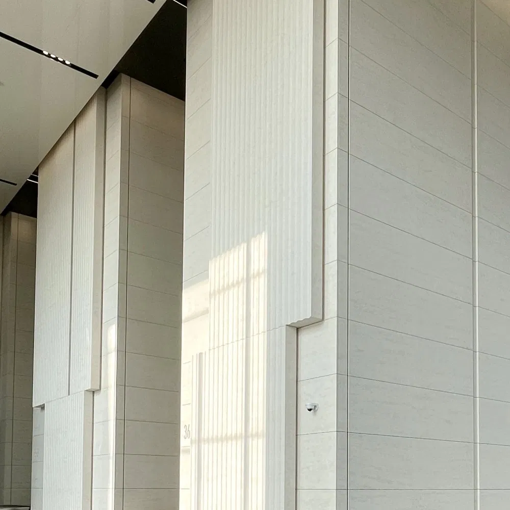 Top-Grade Artificial/Natural Marble for Hospitality &amp; Luxury Residences: Kitchen Countertop, Bathroom Floors, Wall Cladding, Tiles, Stairs, Window Sills, Pillar