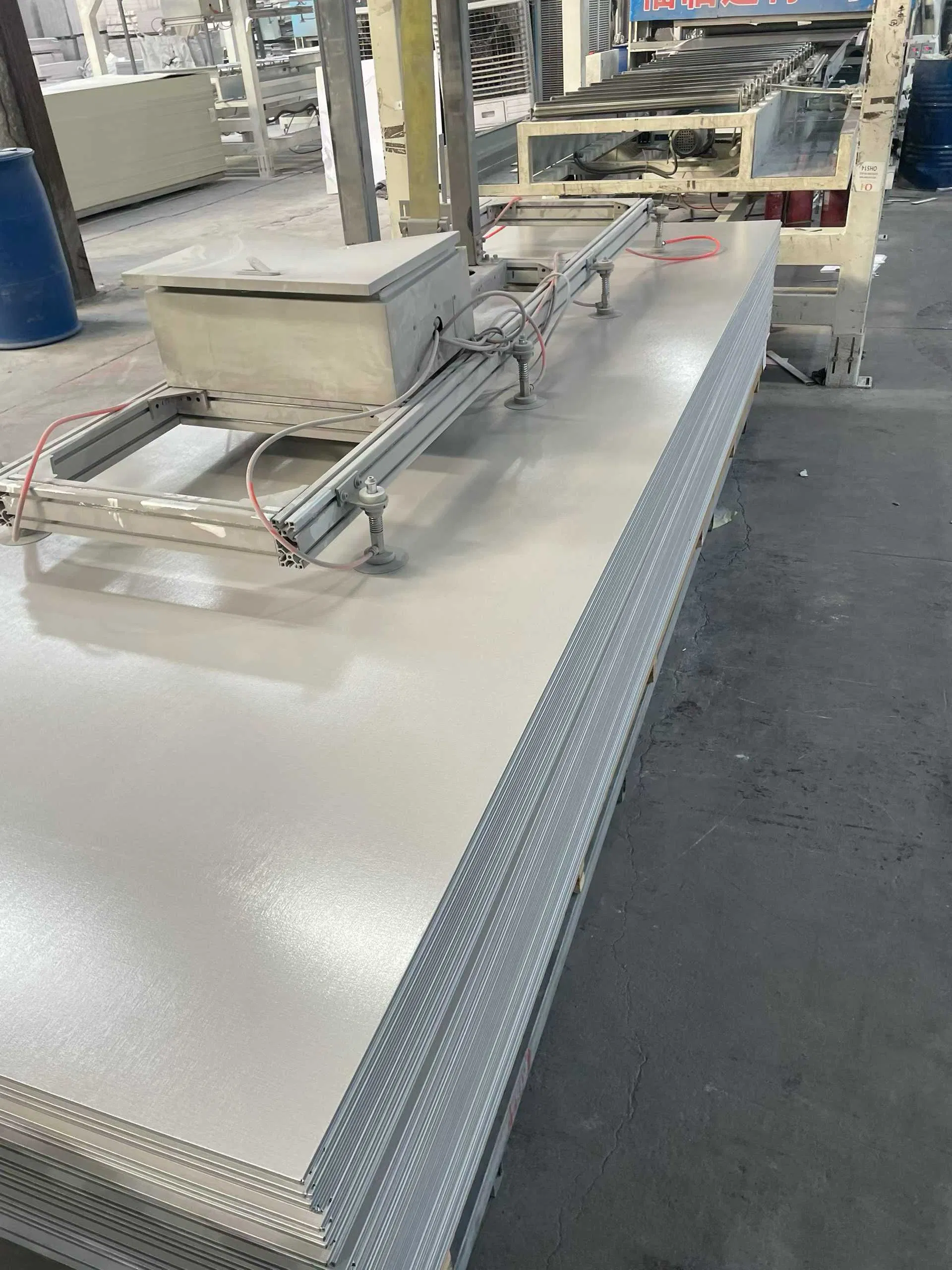 Ecobreathe™ Composite Wall Panels Bamboo Charcoal &amp; Crystal Wood Finish