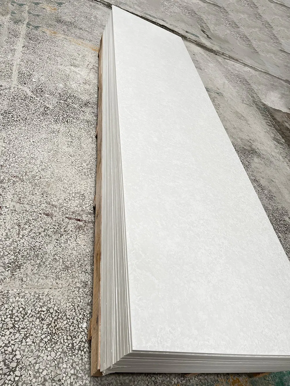 Customized Solid Surface Marble Alternative with Artificial Marble Fabrication ODM