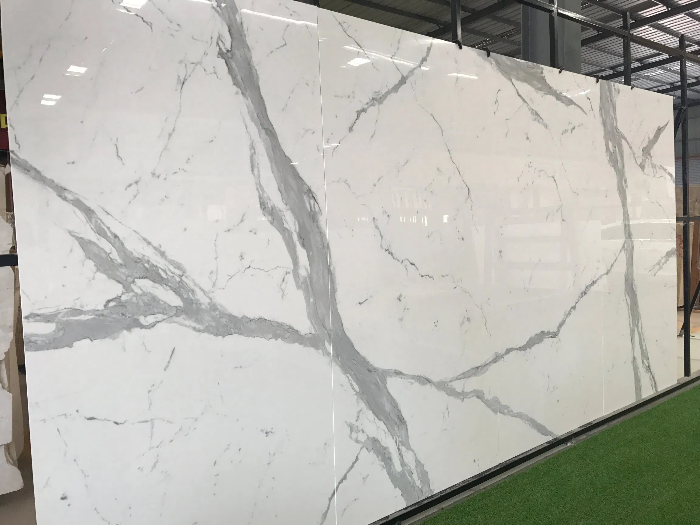 Artificial Calacatta White Marble Color Rock Plate Sintered Stone Tile and Slab