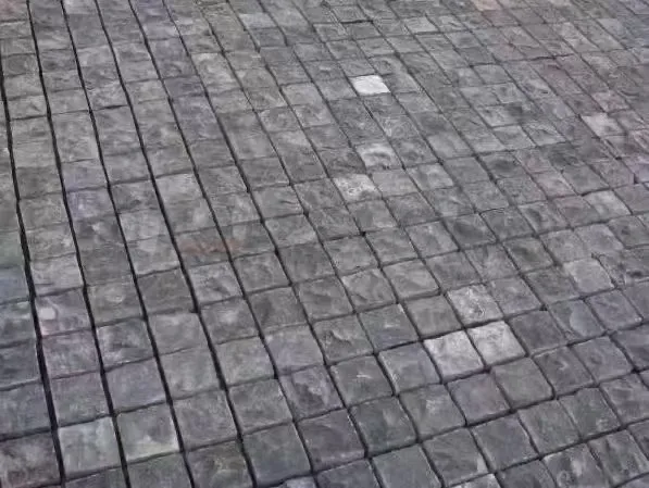 Cubic Paving