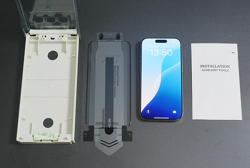 Wholesale Patent Dust-Free&Easy-Installation 3D Full Coverage Mobile Phone Tempered Glass Screen Protector for iPhone/Huawei/Xiaomi/Oppo/Vivo/Oneplus Cellphone